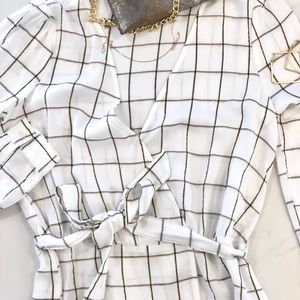 Sold!! Adorable FRNCH Heidi Top with Gold Metallic Thread